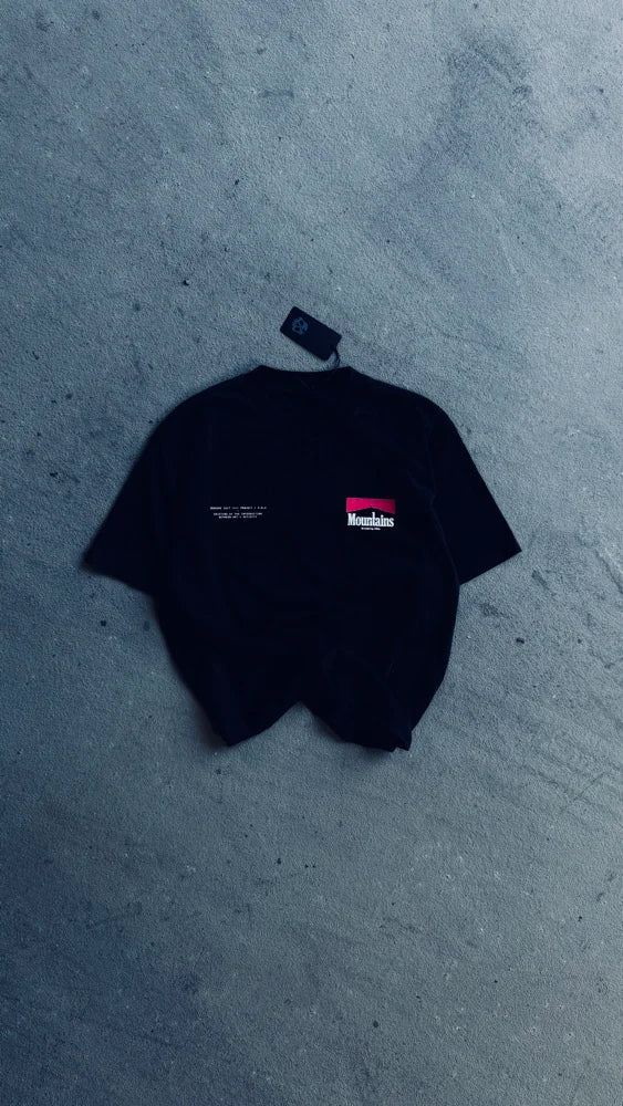 MOUNTAIN TEE - AGED BLACK