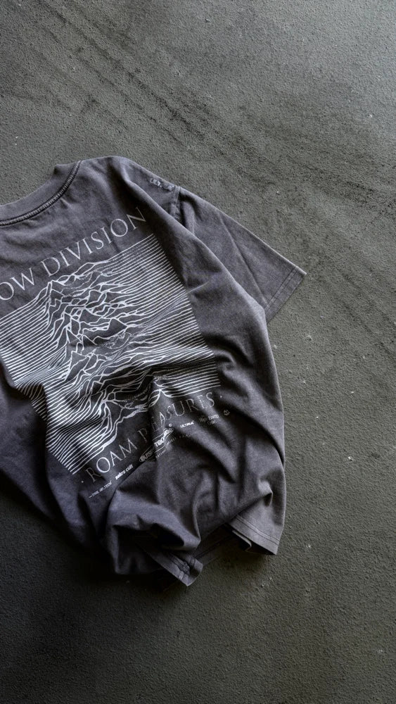 FLOW DIVISION TEE - AGED CONCRETE