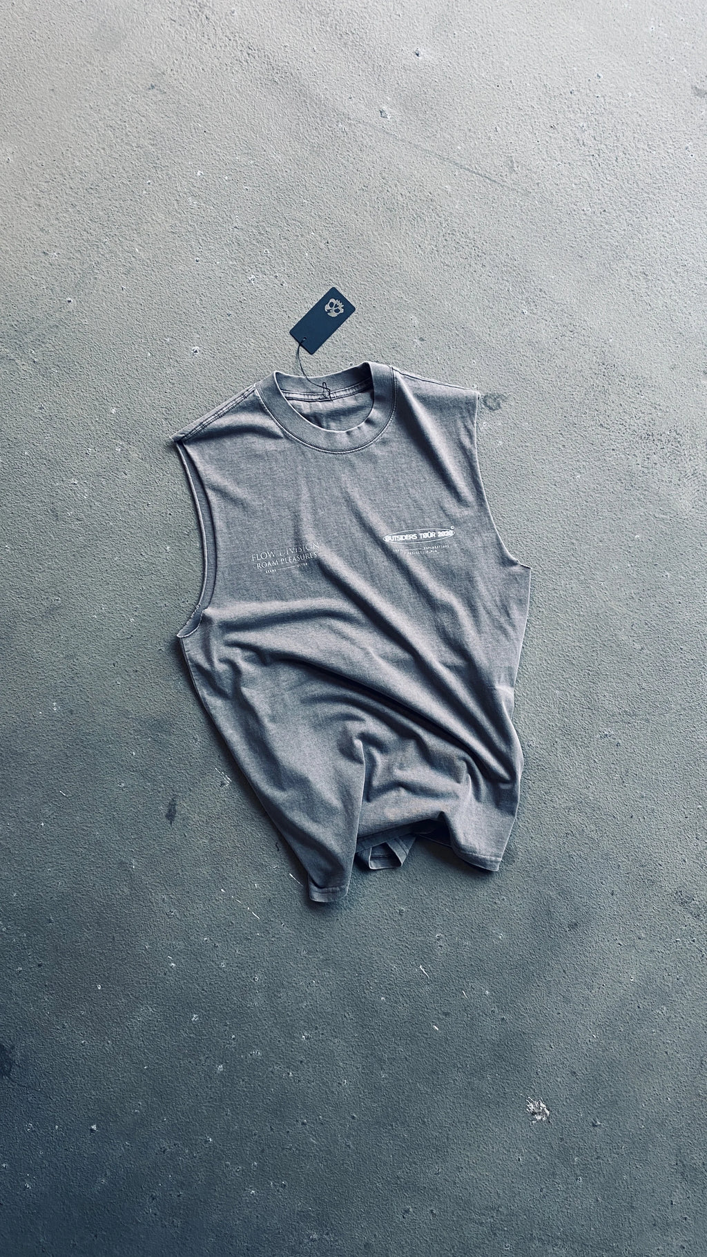 FLOW DIVISION TANK - AGED CONCRETE